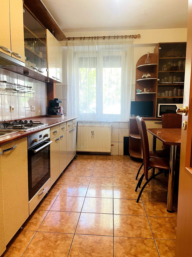 Apartament cu 3 camere DECEBAL - Poză 10