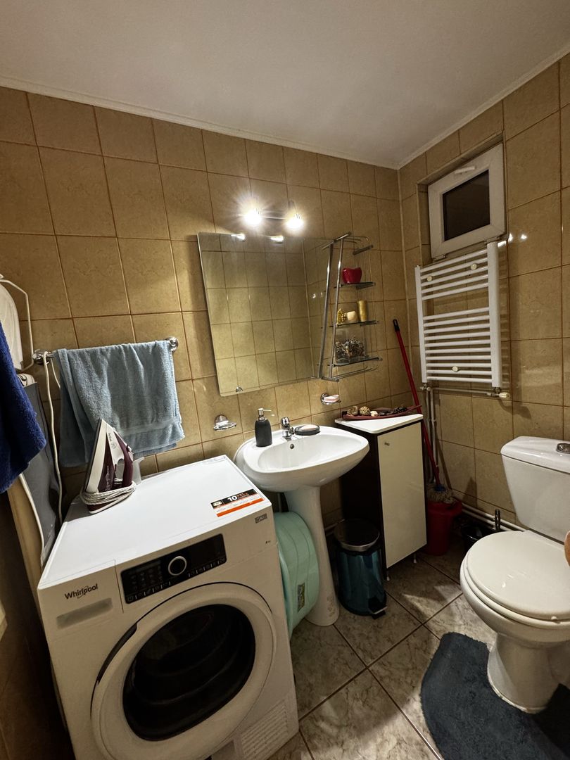 Casa de Vânzare cu lac - Poză 6