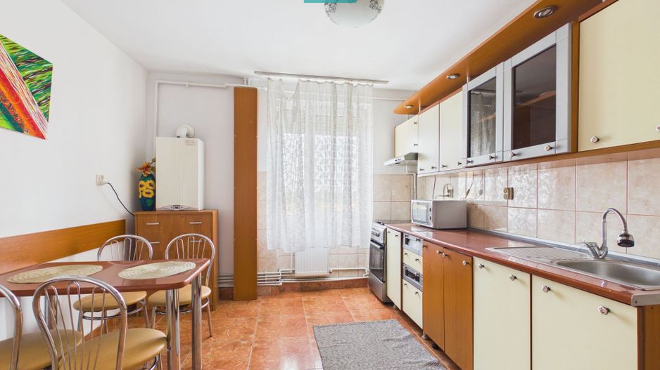 Apartament boem și spațios 90mp - Blv. Revoluției - Poză 1