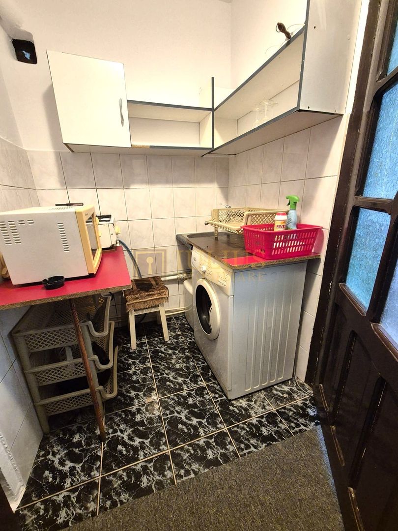 Garsoniera in Buziasului - Poză 5
