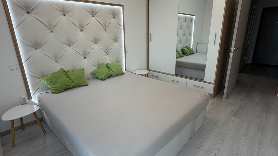 Apartament 2 camere cu parcare - Zona CENTRALA - Str Decebal - Poză 2