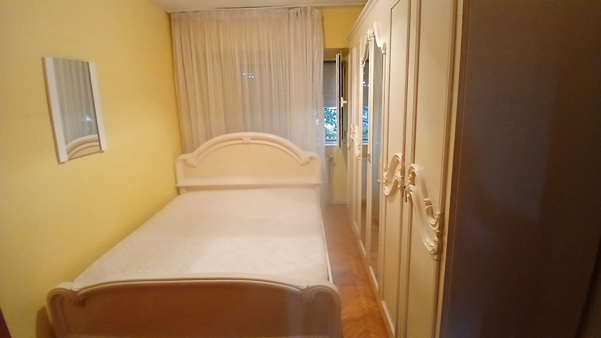 De inchiriat apartament cu 3 camere, I. C. Frimu, etaj 3, 450 euro - Poză 10