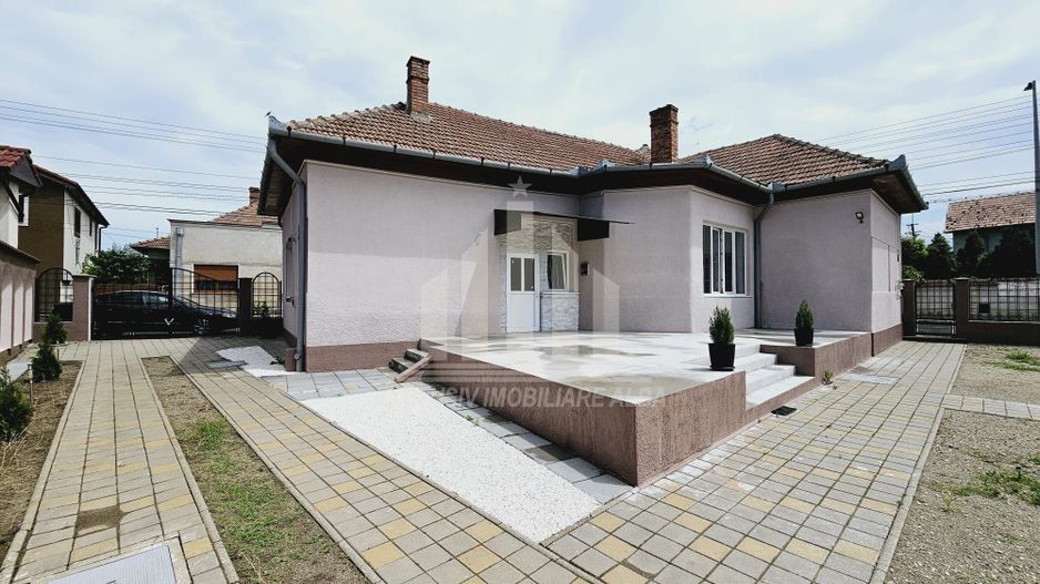 Casa individuala | 140 mp | 980mp teren | Toate utilitatile | Lipoveni - Poză 1