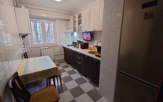 Proprietar vand ap3 camere decomandat Ciresica Tomis Nord - Poză 4