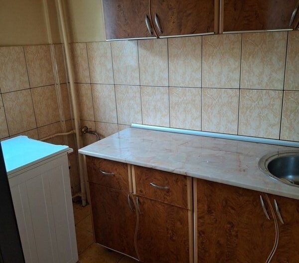 GARSONIERA  METROU ZONA TITAN - Poză 4