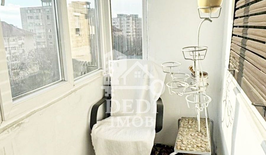 Apartament cu 3 camere de inchiriat zona Nufarul, Oradea - Poză 11