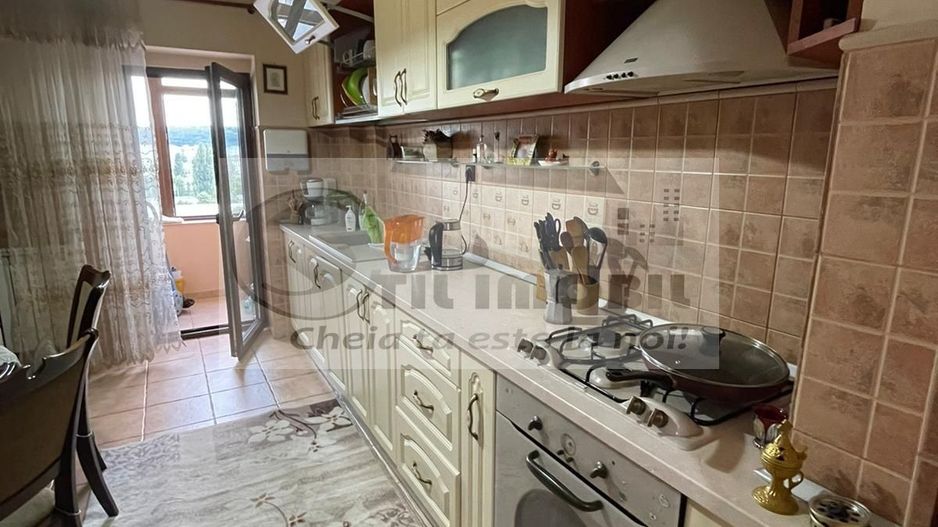 Apartament 3 camere | Păcurari – Lukoil / Școala Ion Creangă-600 Euro - Poză 4