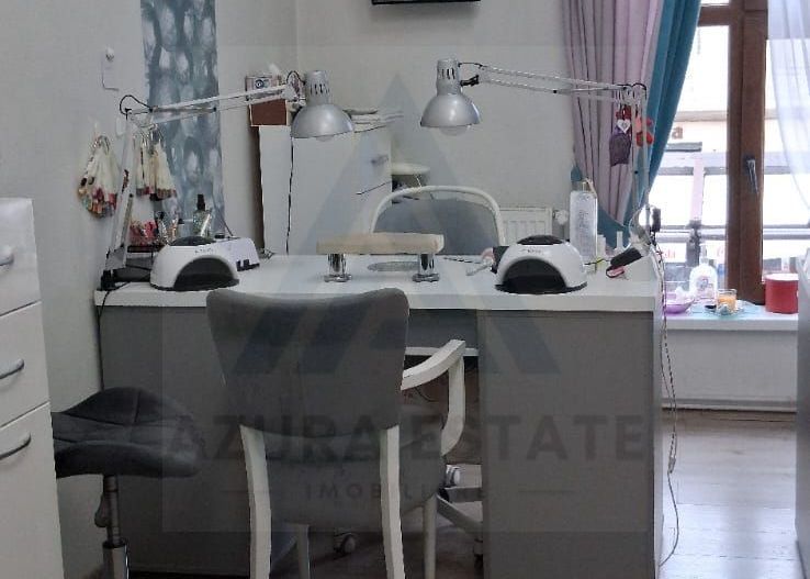 Spatiu cu punct de lucru coafor manichiura gene ultracentral Balcescu - Poză 2