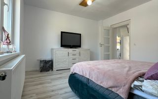 De vânzare apartament la Casa de 2 camere/singur in curte/acces auto - Poză 2