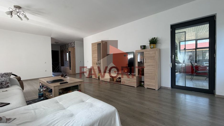 Casa individuala in Sacalaz | Piscina | Garaj | Teren 1000 mp | - Poză 6