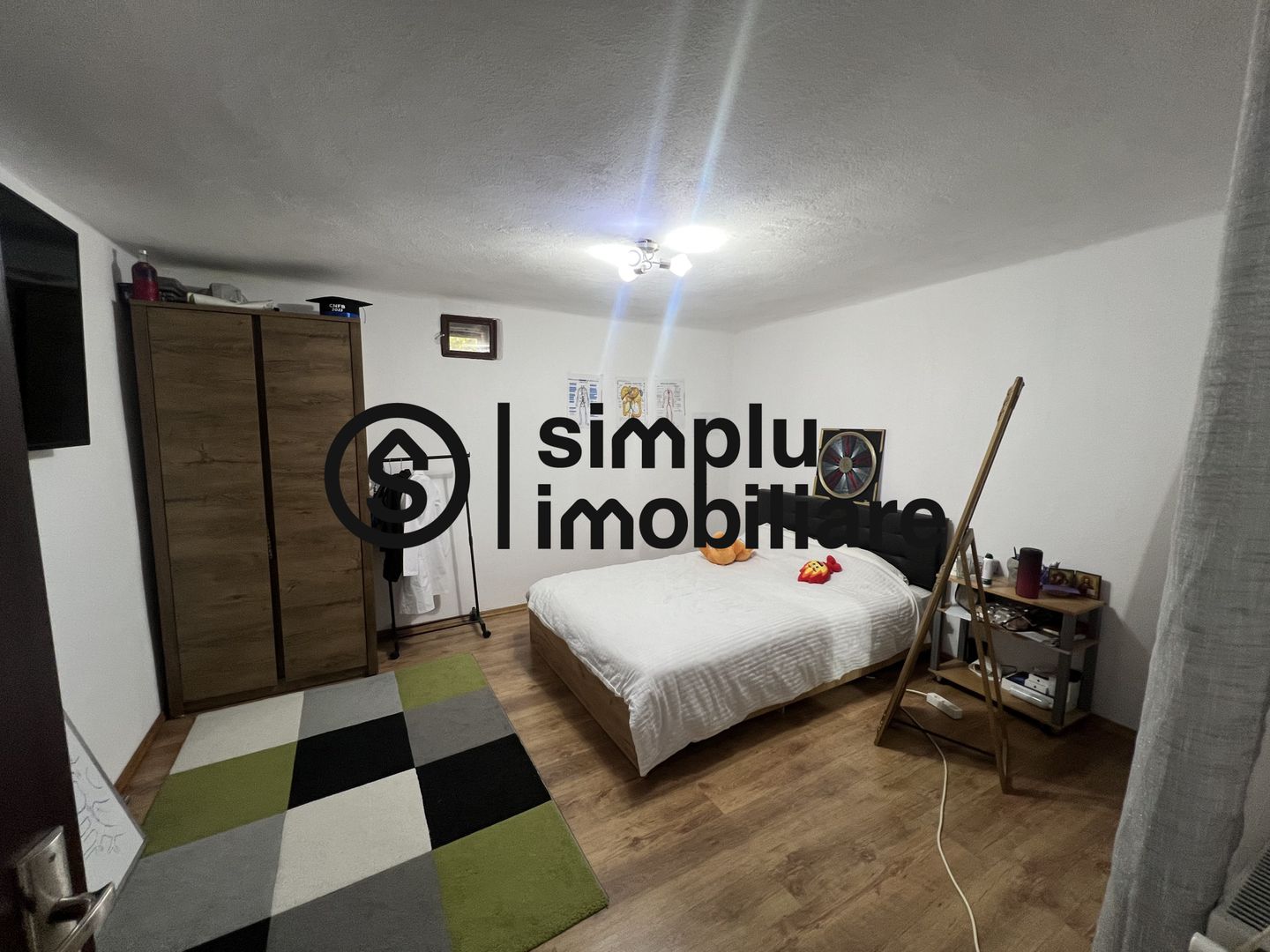 Casa 1 Mai Vis-a-vis de spitalul Nr.1 - Poză 3