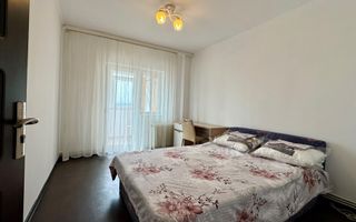 Apartament 3 camere 2 bai Centru -Blv Independentei - Poză 5