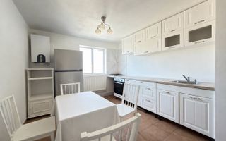Apartament 2 camere | 51 mp | Balcon inchis | Cetate-Piata - Poză 1