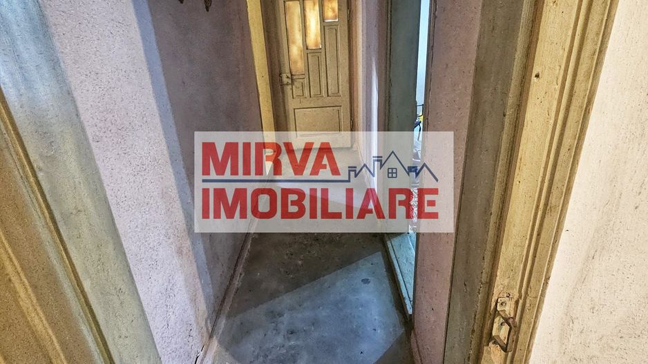 Exclusivitate! Casă cu teren generos în Sat Olteni, Com.Teișani - Poză 36