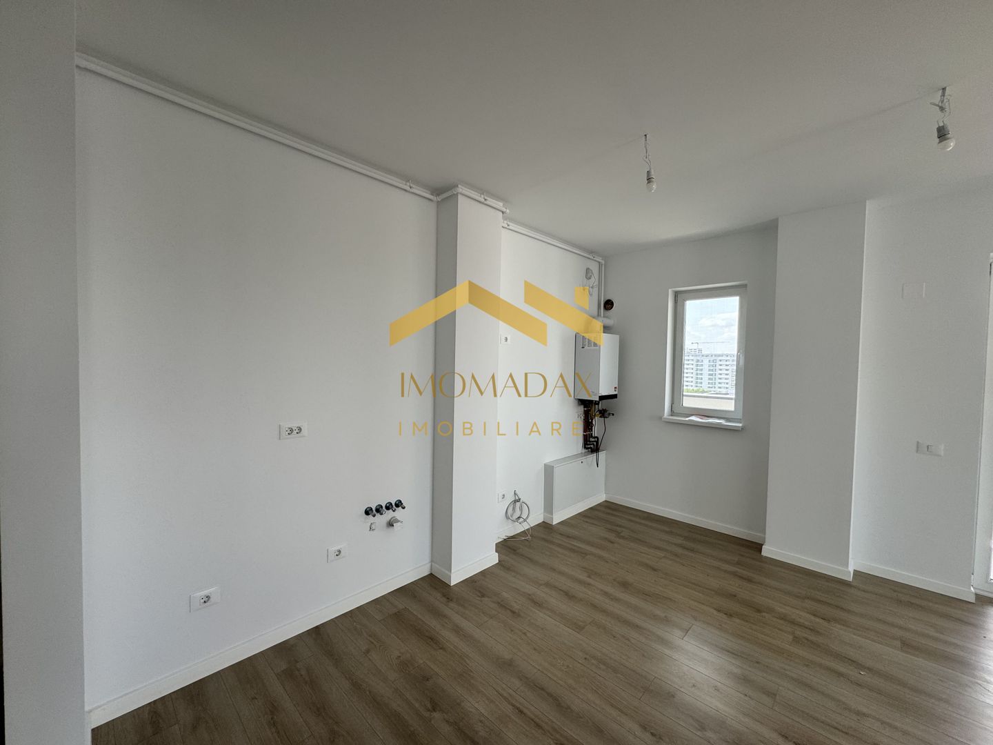 Apartament - 2 camere- etaj 1- torontalului - Poză 6