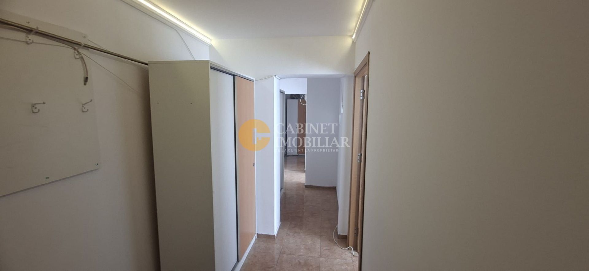Apartament 3 camere decomandat | Ultracentral | Etaj 10/10 | Aproape de UMF - Poză 7