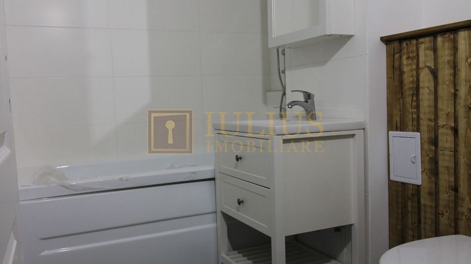 aproape de Spitalul Judetean, Complex, centrala proprie - Poză 11