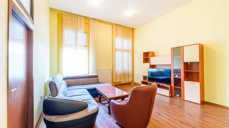 Apartament 2 camere de închiriat ultracentral - Poză 1