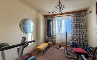 4 camere decomandate etaj intermediar, zona ''La Terenuri" - Poză 4