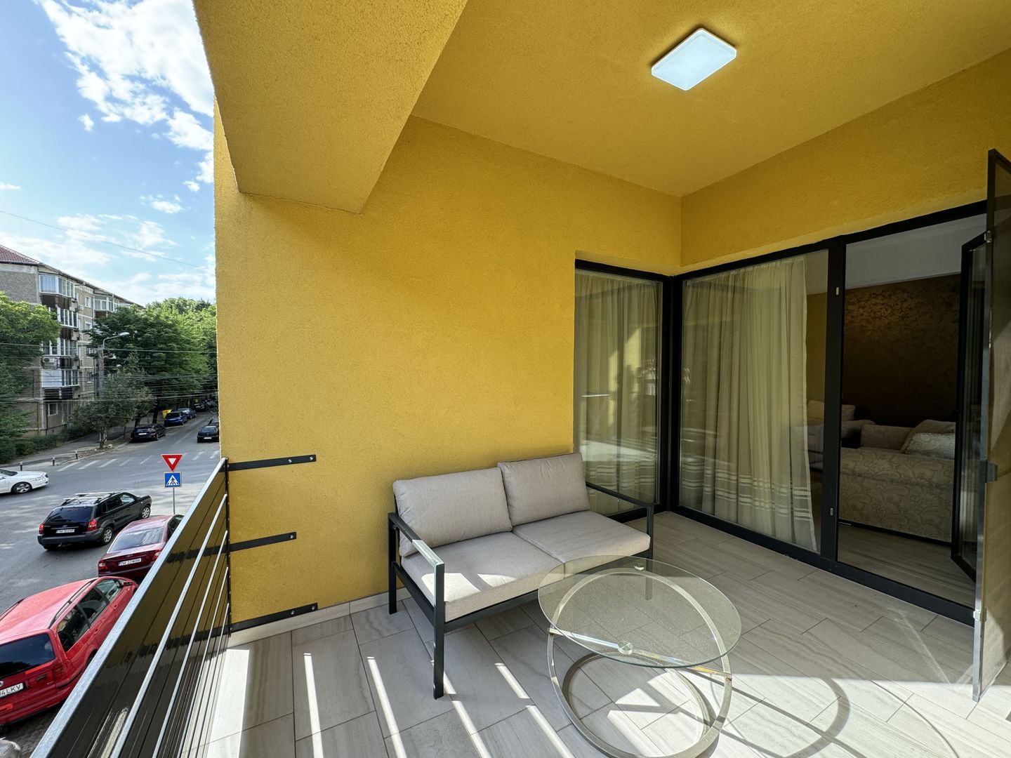 Apartament cu 2 camere mobilat si utilat de lux - Poză 14