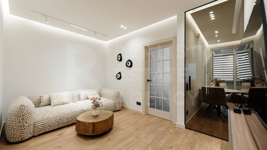 Vânzare, apartament, 2 camere, str. Vasile Lupu, Buiucani - Poză 1