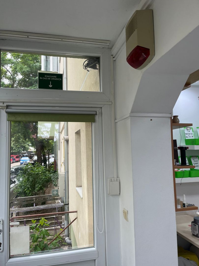 De vânzare – Spațiu comercial 56 mp – Intrare din stradă + casa scarii - Poză 2