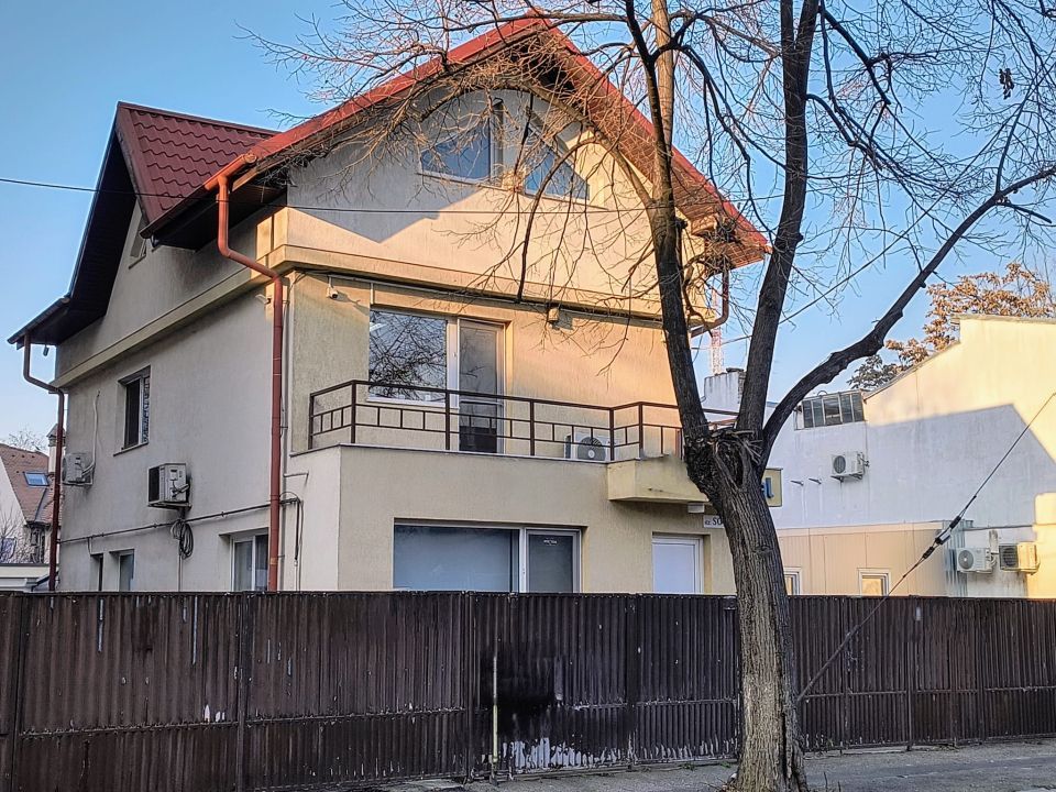 Spatiu birou/depozitare Ion Mihalache- Chibrit-Expozitiei - Poză 1