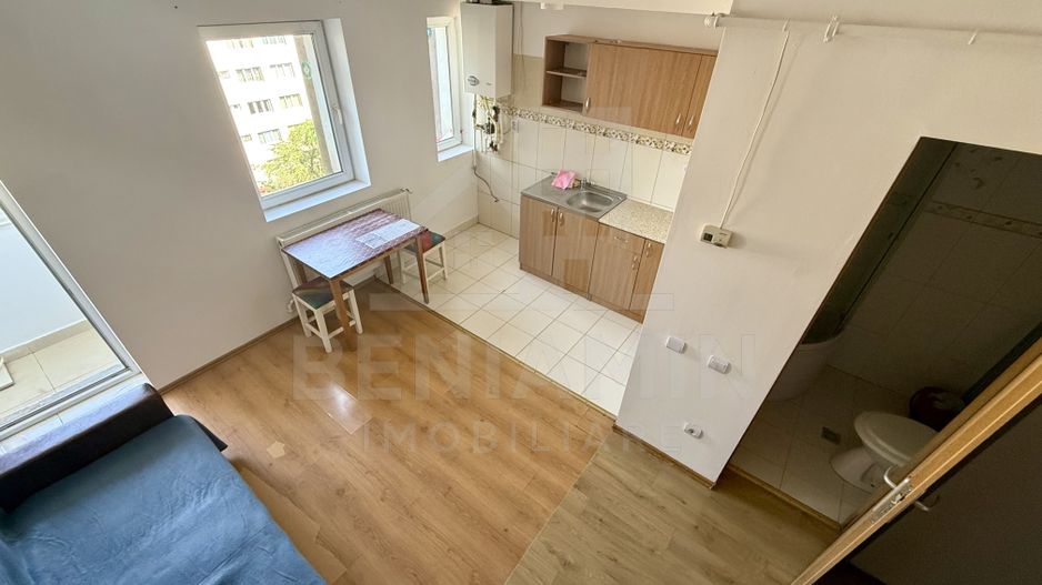 3 camere - 55mp - 2010 - centrala proprie - zona Garii - Poză 1
