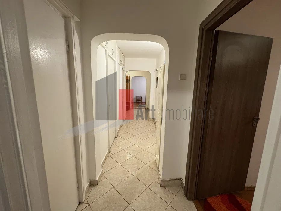 Vânzare apartament 3 camere Emil Racoviță - Poză 7