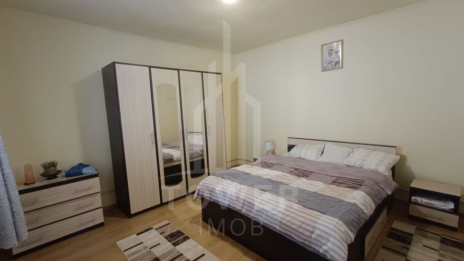 Casă de vânzare în satul Roșia cu vedere panoramică spre Munții Făgăras - Poză 5