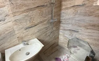 Apart. la  casa , 4 camere, mobilate/utilate - zona Brașovul Vechi - Poză 14