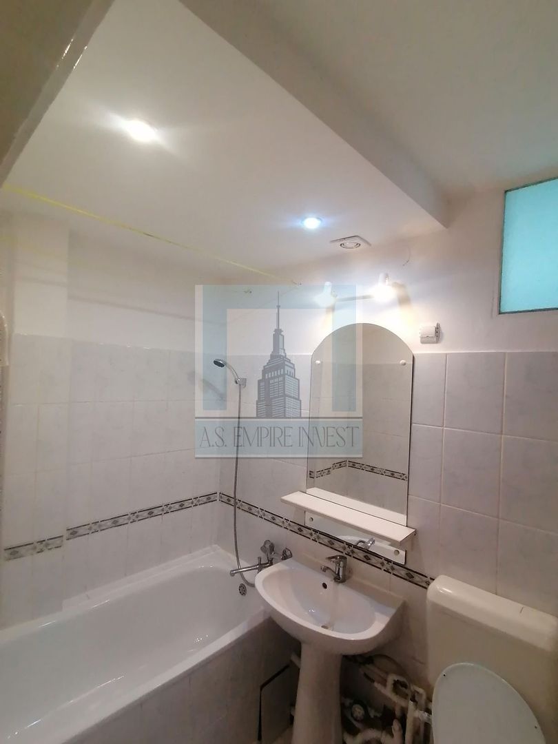 De vânzare garsonieră/ zona Racadau - Poză 4