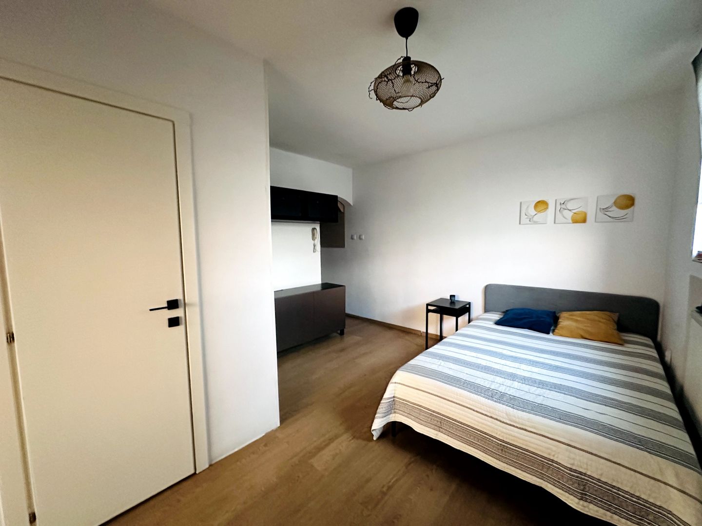 Studio | Garsoniera -Cismigiu -Ion Brezoianu Centrala Proprie - Poză 2