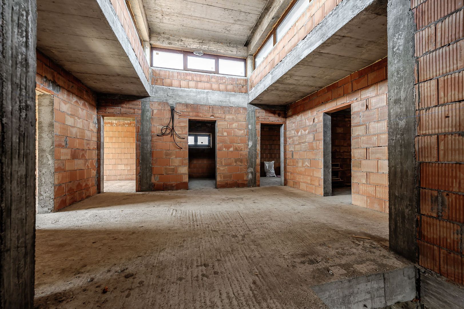 Pret redus Vilă impresionantă în Sânnicolau Mic Comision 0 - Poză 6