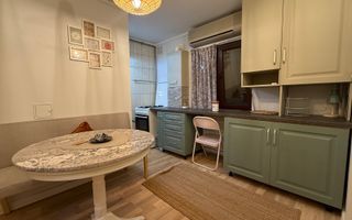 Apartament renovat cu CENTRALA PROPRIE - Poză 10