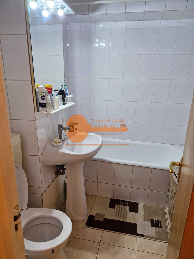 3 camere Ion Mihalache-Piata 1 MAi - Poză 4