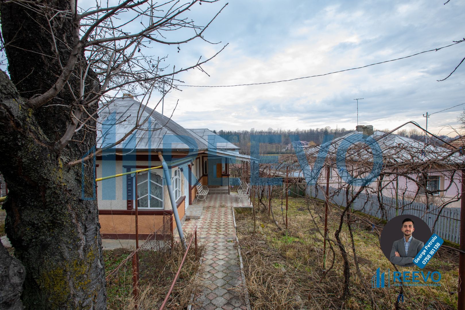 Casă de vânzare Buhuși, Str. Orbic - Poză 3