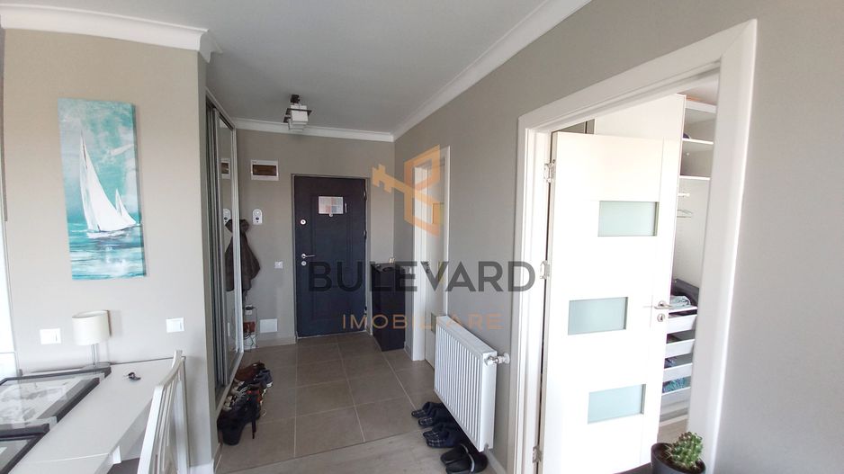 Apartament ultrafinisat 2 camere, terasa, zona semicentrala. - Poză 6