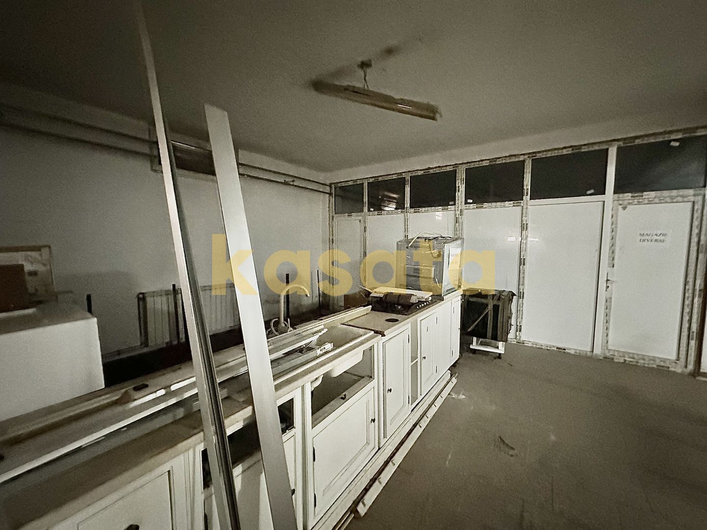 Hală producție | Subsol + Parter + Etaj | Corp anexă | Parcare curte - Poză 21