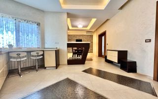 Vînzare Casă în 3 Nivele -Hlincea - 343 m.p. - Poză 12