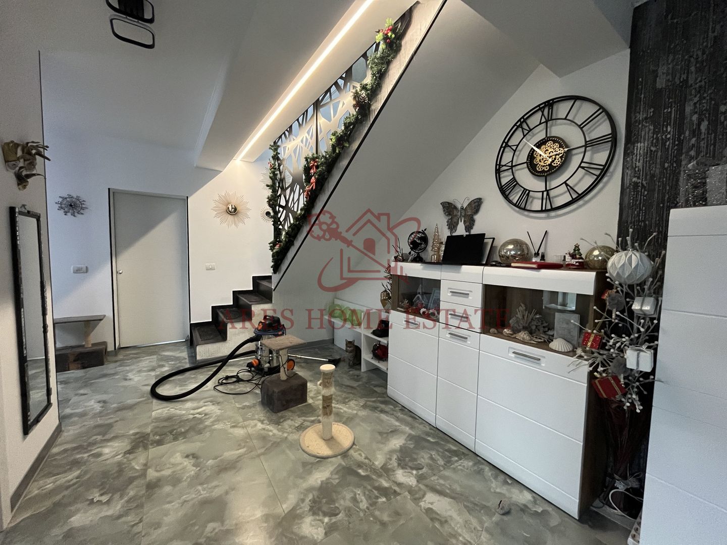 🌟 Duplex 4 camere, încălzire în pardoseală, terasă spațioasă, mobilat - Poză 2