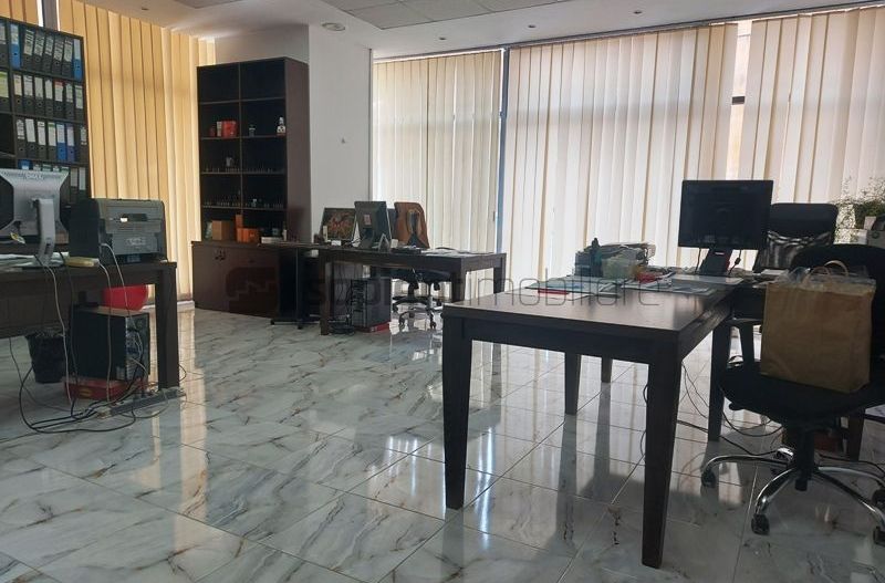 Spatiu comercial ultracentral ideal pentru birouri - Poză 3