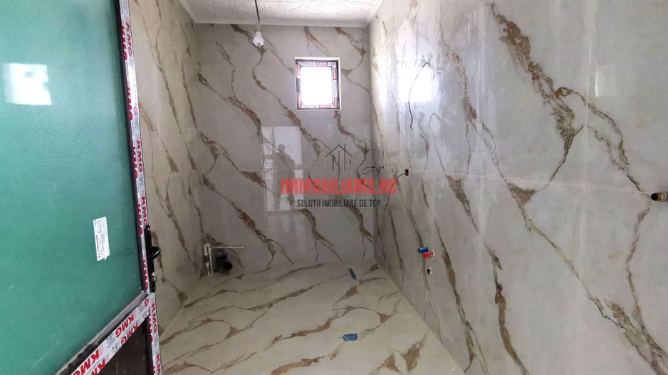 Ozana-Metrou 1 Decembrie 1918, Casa P+2+M, Prima Inchiriere - Poză 21