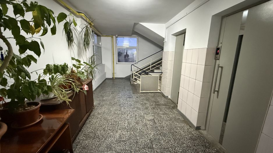 Ap 3 cam 90 mp -cu balcon - et 1- mobilat/utilat-langa Mega Mall - Poză 25