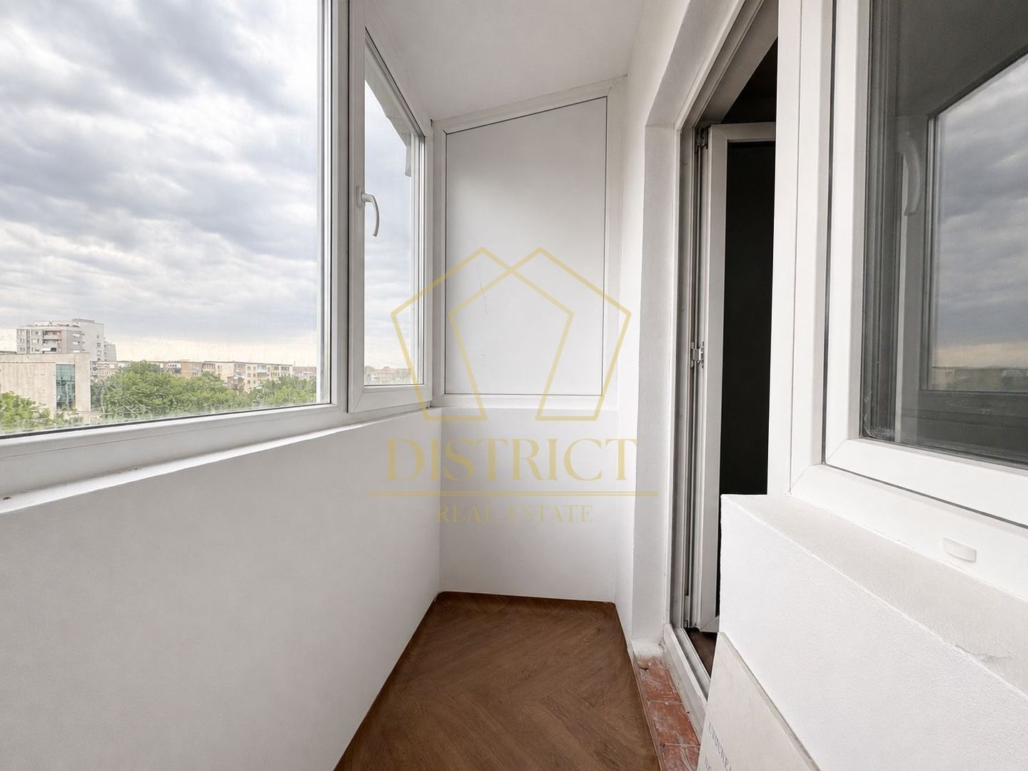 Apartament spațios cu 3 camere si 2 bai | Bucovina - Poză 16