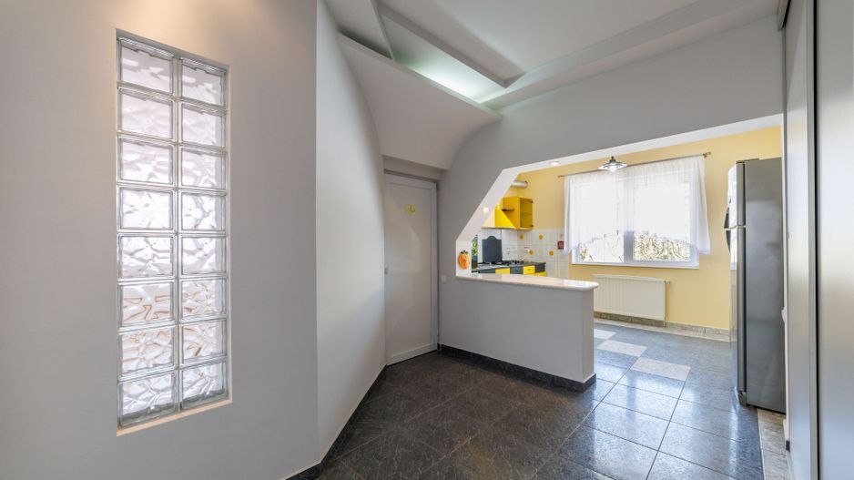 Proprietate multifunctionala | Doua cladiri | 581 mp | Pitesti - Poză 20