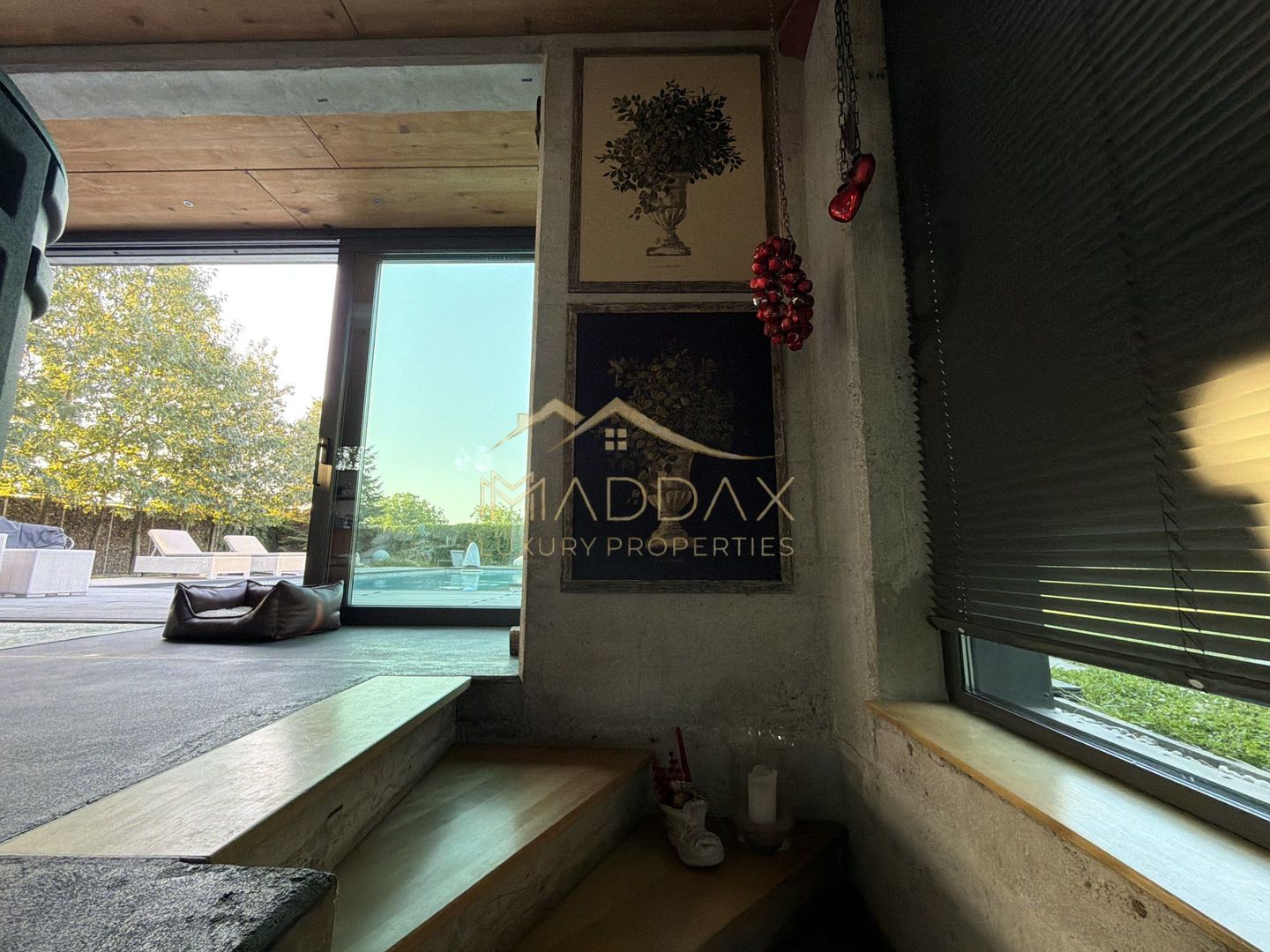 Vila Exclusivista *2223mp teren* / Piscina proprie / 5 garaje / Otopeni - Poză 42