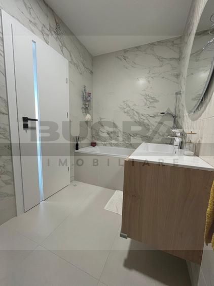 Apartament de 3 camere ultrafinisat, parcare, boxa, zona Golden Tulip - Poză 11