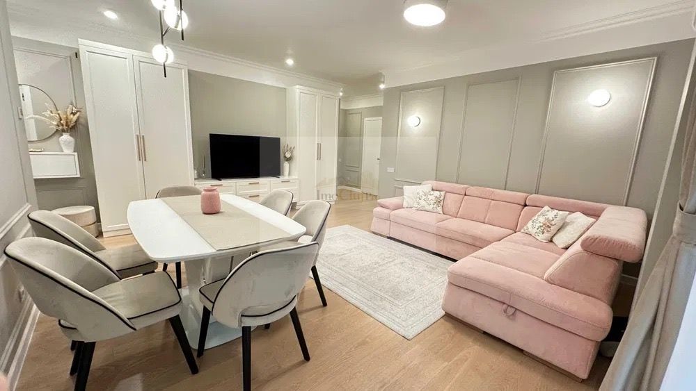 Vanzare apartamet LUX  cu 3 camere, grădină și parcare-Buna Ziua - Poză 1