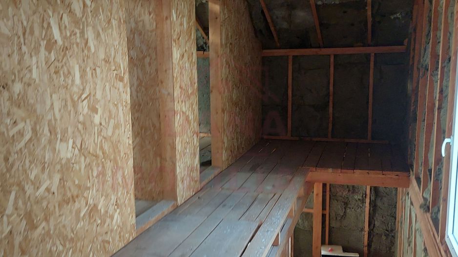 CASĂ INDIVIDUALĂ LA GRI 4CAMERE \RUSCA MONTANĂ \JUD.CS - Poză 6